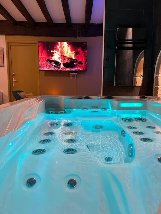 L'Etreinte, Gite De Charme Avec Jacuzzi Interieur Et Sauna Guemene-sur-Scorff Exterior photo